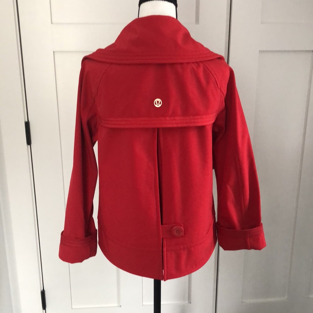Lululemon Coco Softshell Jacket - image 2